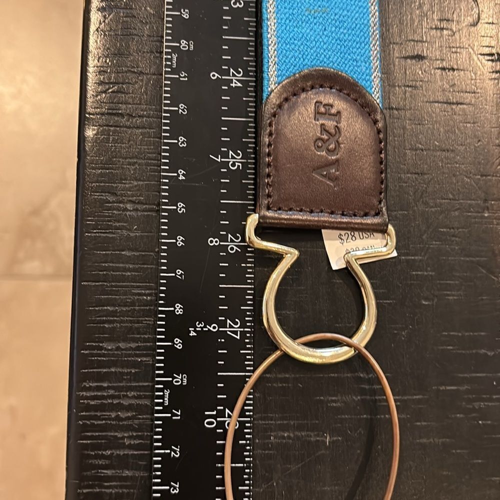 New Abercrombie & Fitch A&F Vintage Stretch Genuine Leather Blue Belt Old Stock​ - Picture 10 of 10